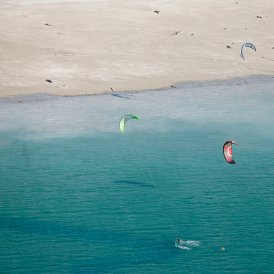 Kitesurfing na jeziorze Achensee, © Achensee Tourismus
