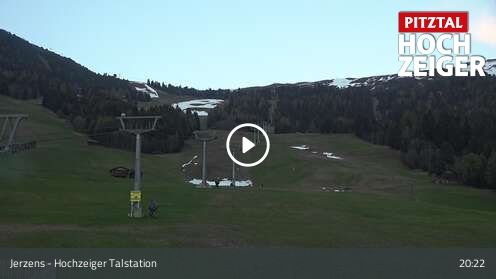 Kamerka Hochzeiger Talstation
